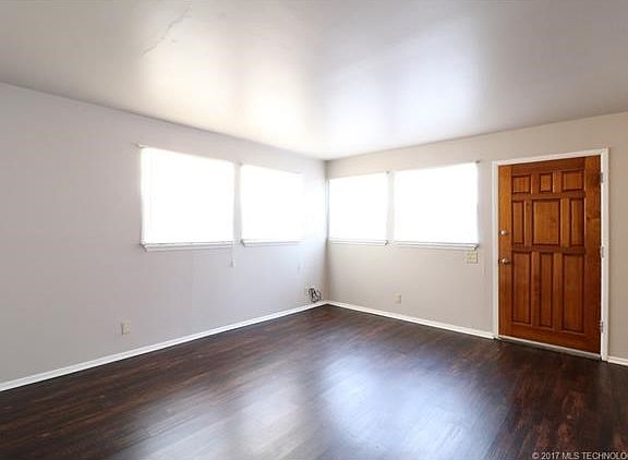 Living Room from Hall to Bedrooms