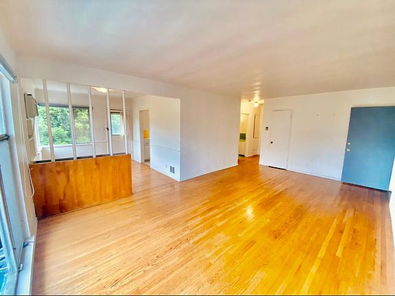 3rd image of 6103 Graciosa Dr