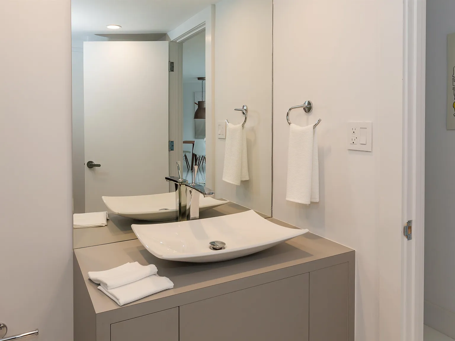 5161 Collins Ave #1718 Seacoast - 1 — Photo 2