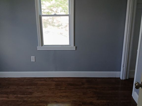 4th image of 1231 Auburn Ct