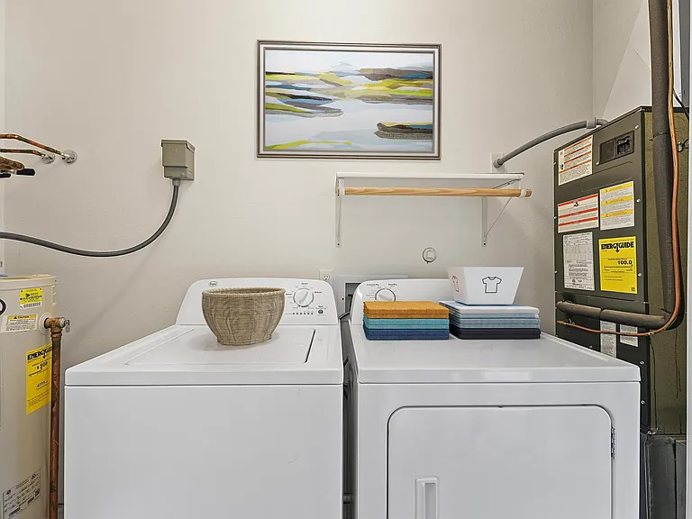 1303 Black Diamond Dr — Photo 37