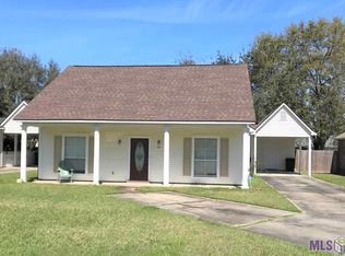 38262 Susan Ct, Gonzales, LA 70737