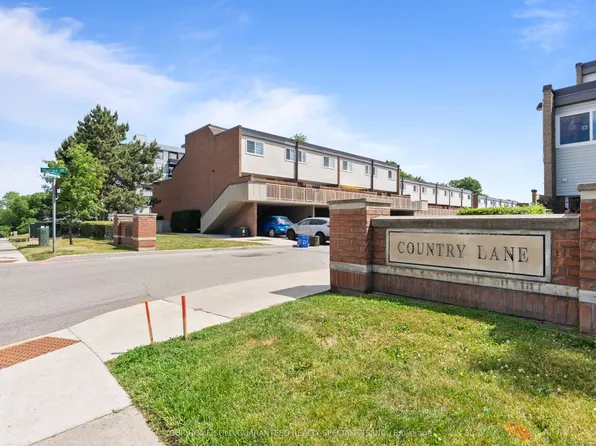 146 Milestone Cres, Aurora, ON L4G 3M2