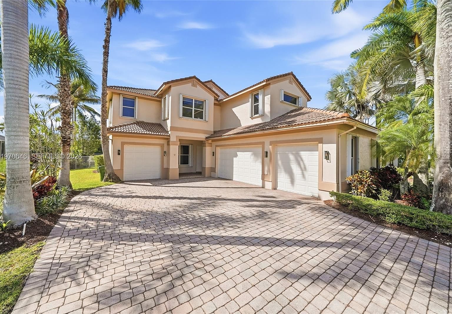 1887 Harbor View Cir