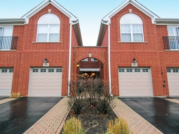 967 Kensington Dr, Northbrook, IL 60062