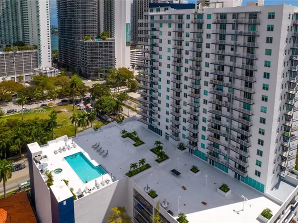 275 NE 18th St APT 808, Miami, FL 33132