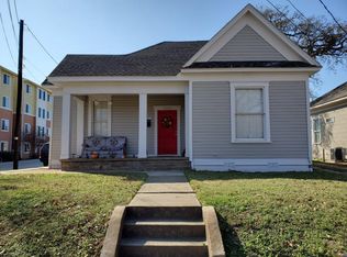1409 S 10th St, Waco, TX 76706