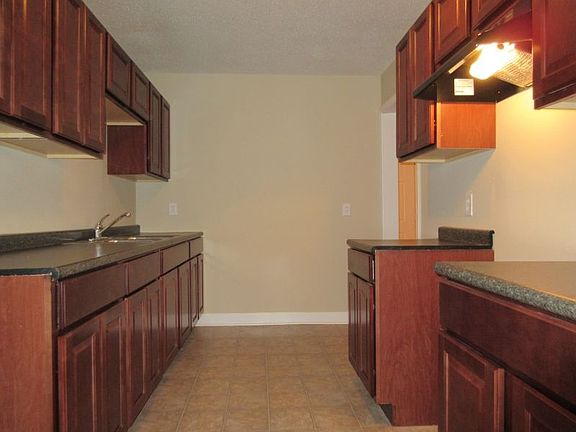 4th image of 5134 Stacey Rd