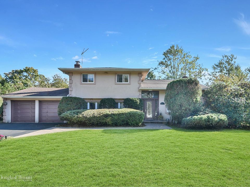 1st image of 586 Parkside Dr