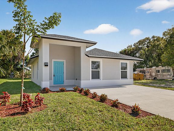 4th image of 706 Dundas Court