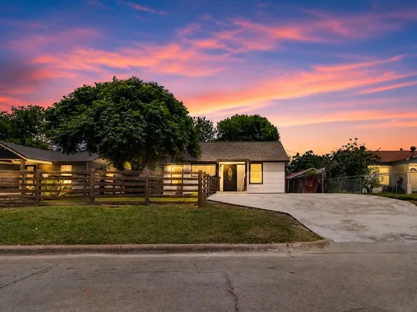 3939 E 4th St, Fort Worth, TX 76111