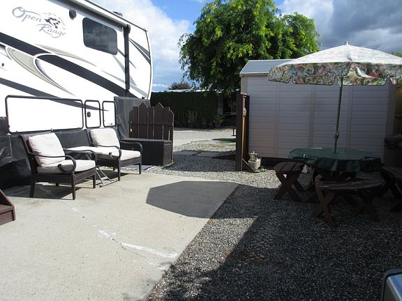 5th image of 415 Commonwealth Rd #47