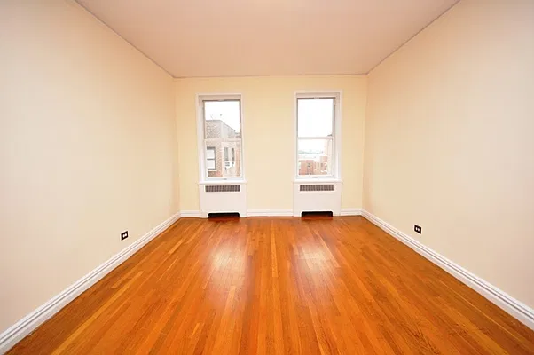 Rented by City Connections Realty | media 10