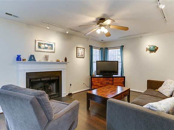 4th image of 3153 Rockwater Way