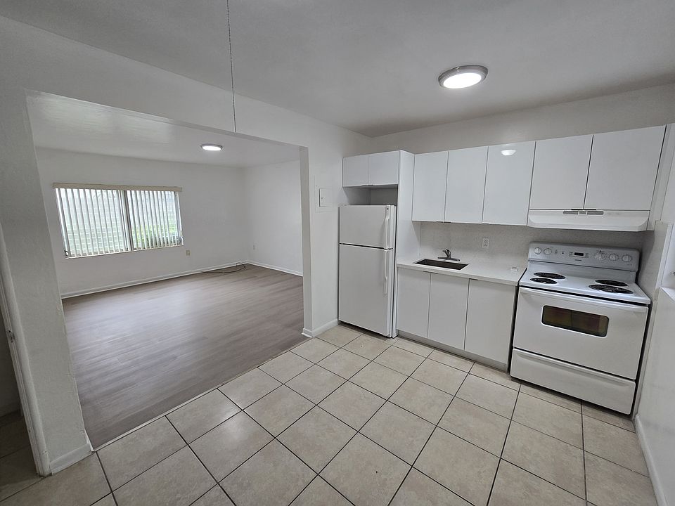 1st image of 28 Majorca Ave APT 1