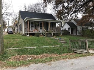 307 E Chestnut St, Harrisonville, MO 64701