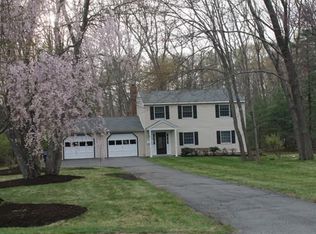 60 Dunster Rd, Bedford, MA 01730