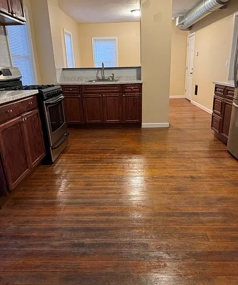 52 Winter St #2 — Photo 2