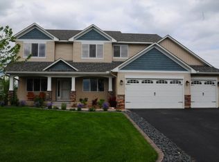 9543 Dunes Ln, Cottage Grove, MN 55016