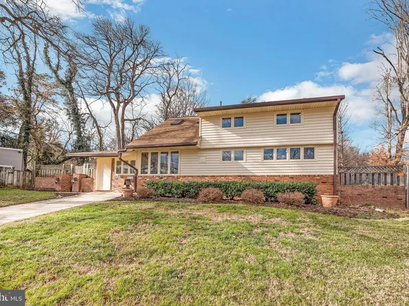 10 Bradley Ct, Rockville, MD 20851