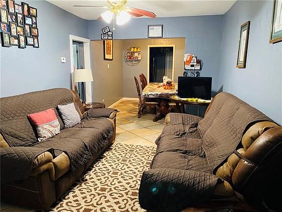 5th image of 5638 E 29th St