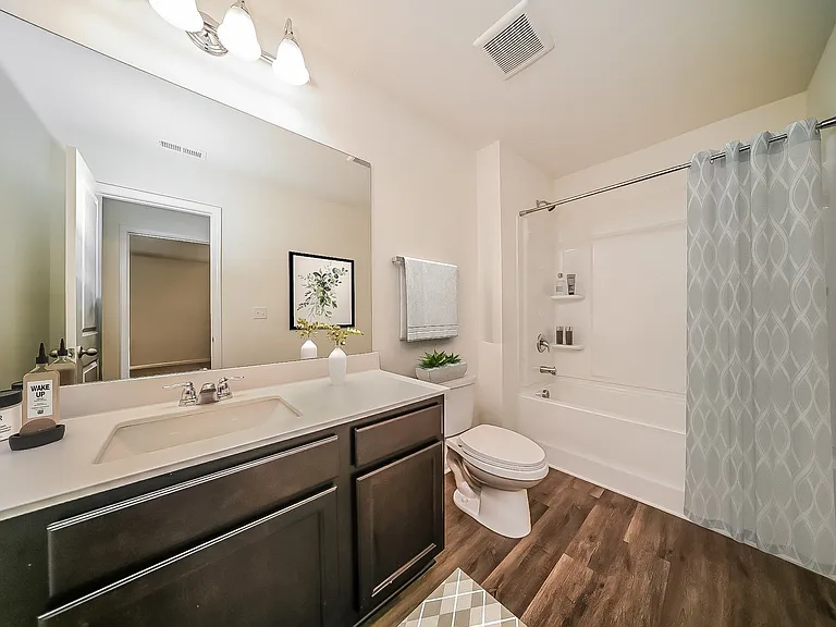 Liberty Grove — Photo 17