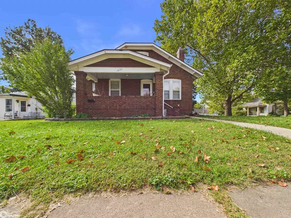 1228 Orleans Ave, Keokuk, IA 52632