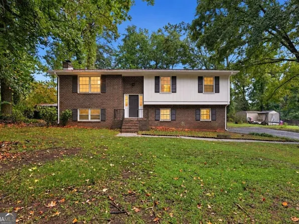 4222 King James Ct, Snellville, GA 30039