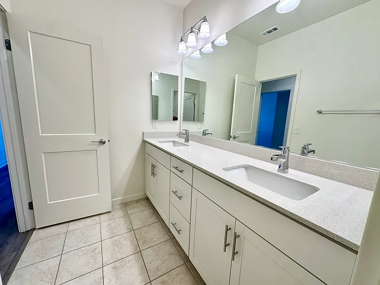 115 Red Brick Dr #3 — Photo 30