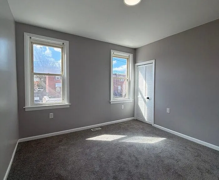 1936 Grinnalds Ave — Photo 5
