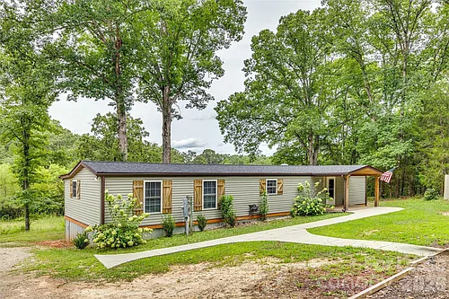 7274 Charlotte Hwy Photo 1