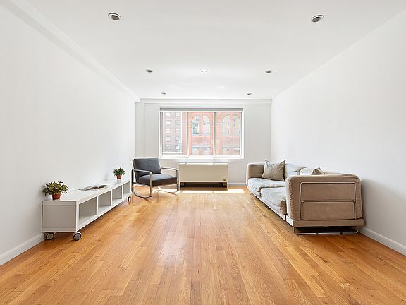 2nd image of 137 E 13th St Floor 5