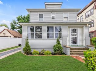 30 Burr Ave, Hempstead, NY 11550