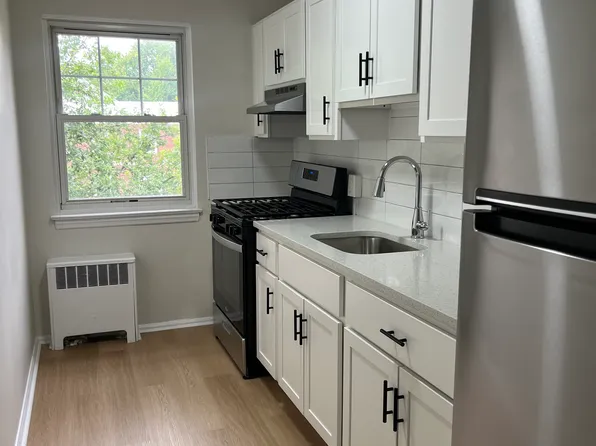 222 N Arlington Ave #2I, East Orange, NJ 07017