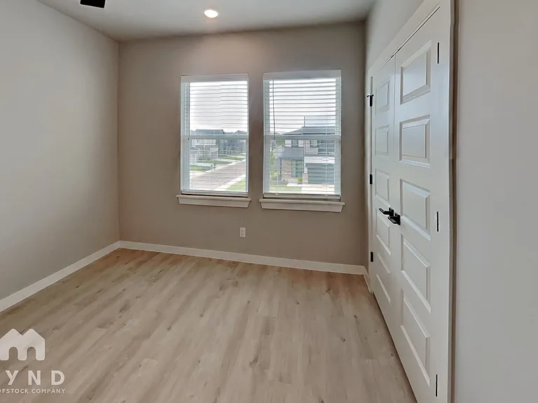 2517 NW 131st St — Photo 13