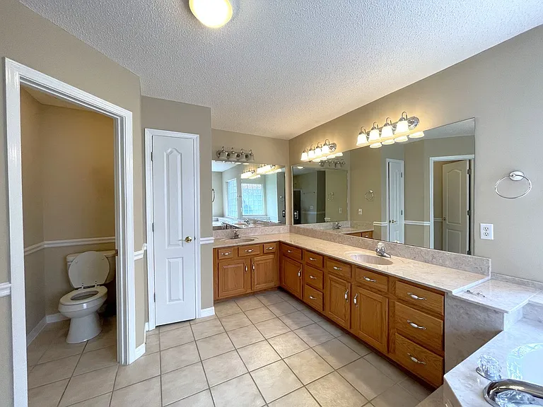 205 Wedgewood Ln — Photo 14