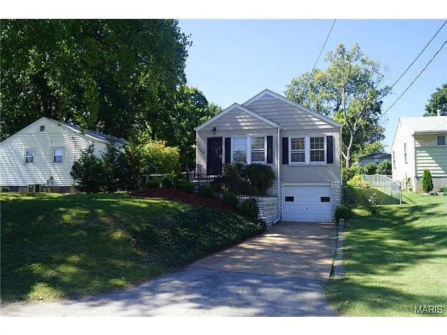 7833 Fleta St photo 1