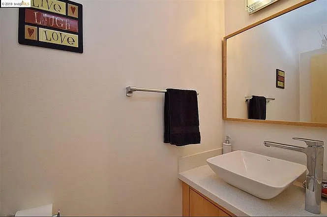 1716 Holland Dr — Photo 15