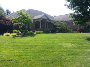 51308 Harbor Ridge Dr, Granger, IN 46530