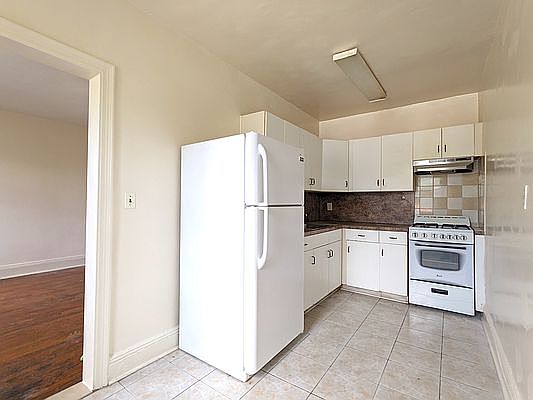 3rd image of 42-43 147th St #3B
