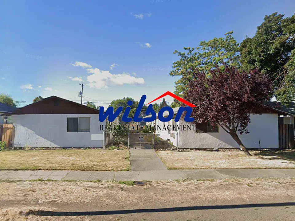 1518-1520 Roosevelt Ave