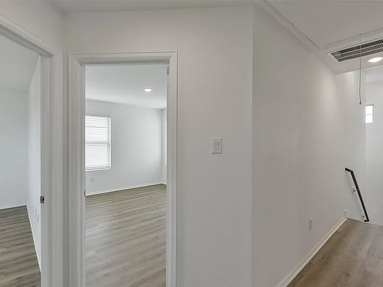 3015 Wedgewood Cove Way — Photo 26