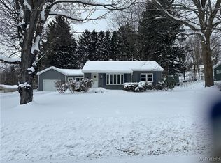 8753 Elizabeth Pkwy, Eden, NY 14057