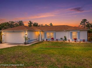 10260 Caracara Ave, Weeki Wachee, FL 34613