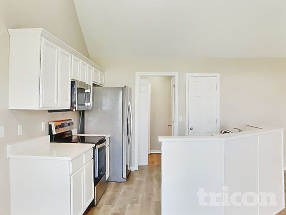 4th image of 1889 Olive Cir