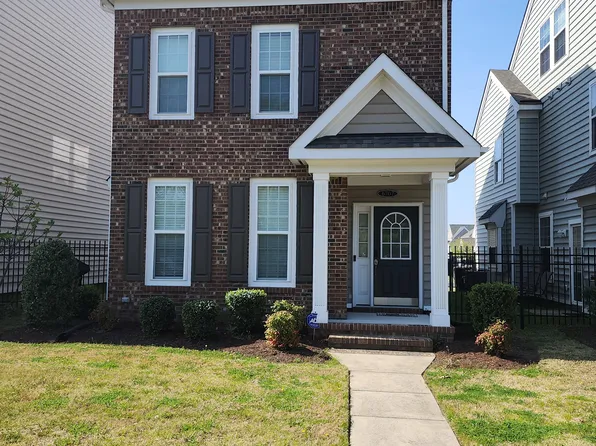 6707 Hampton Roads Pkwy, Suffolk, VA 23435