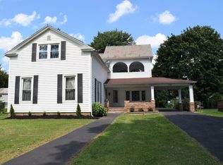 194 S Main St, Johnstown, OH