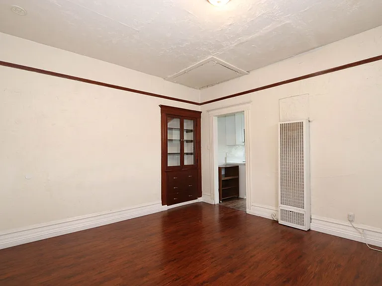 3907 Chestnut St — Photo 10