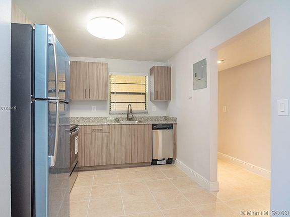2nd image of 2011 NW 55th Ave APT 111