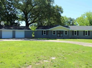 825 Vancleave Rd, Martin, TN 38237